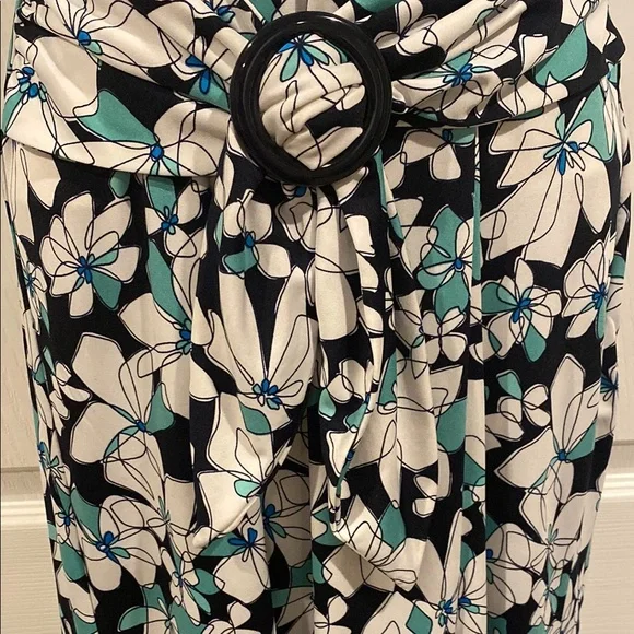 Floral Print Women's Dress - Picture 3 of 4